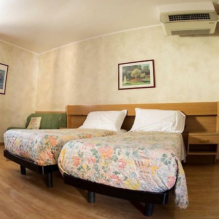 Hotel Centro Torre Pellice Dış mekan fotoğraf