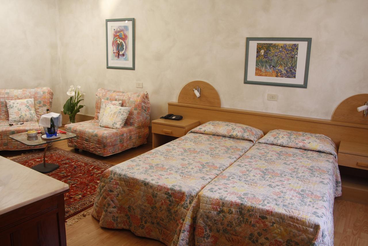 Hotel Centro Torre Pellice Dış mekan fotoğraf