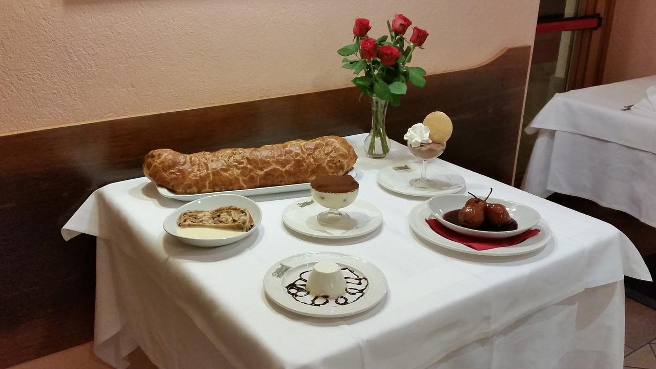 Hotel Centro Torre Pellice Dış mekan fotoğraf