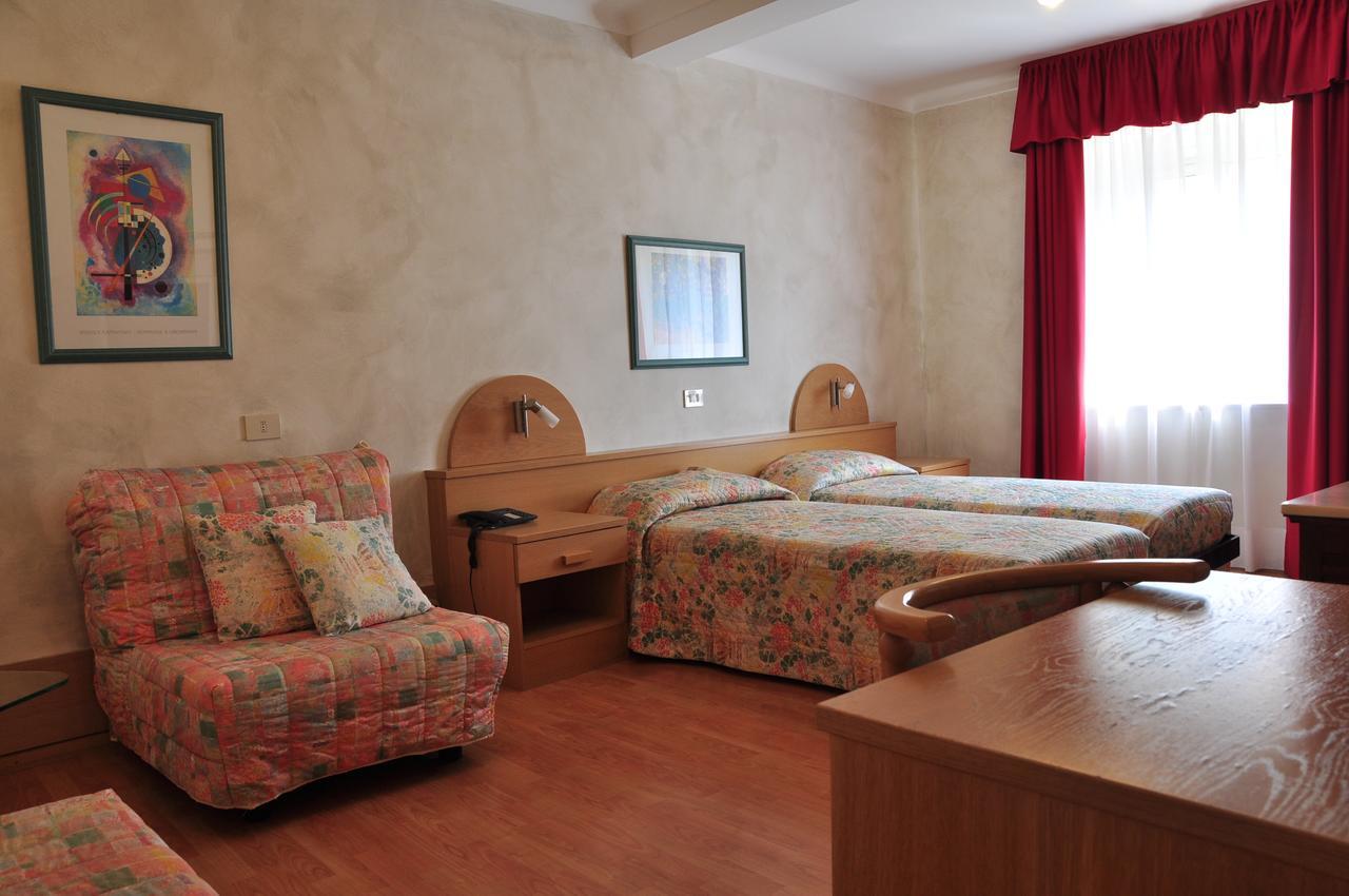 Hotel Centro Torre Pellice Dış mekan fotoğraf